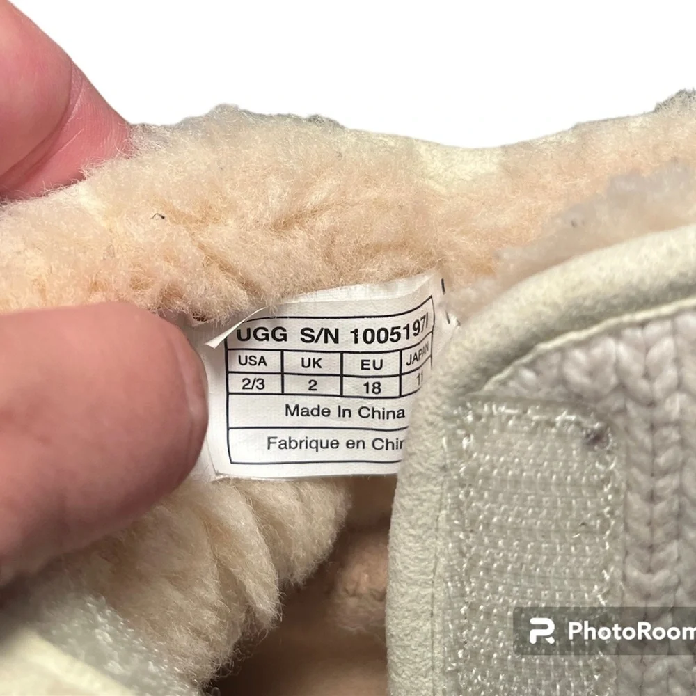 UGG brand toddler boots. Size 2/3. Gently worn.